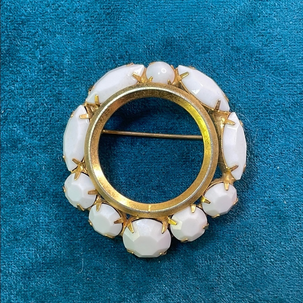 Vintage Goldtone and White Brooch